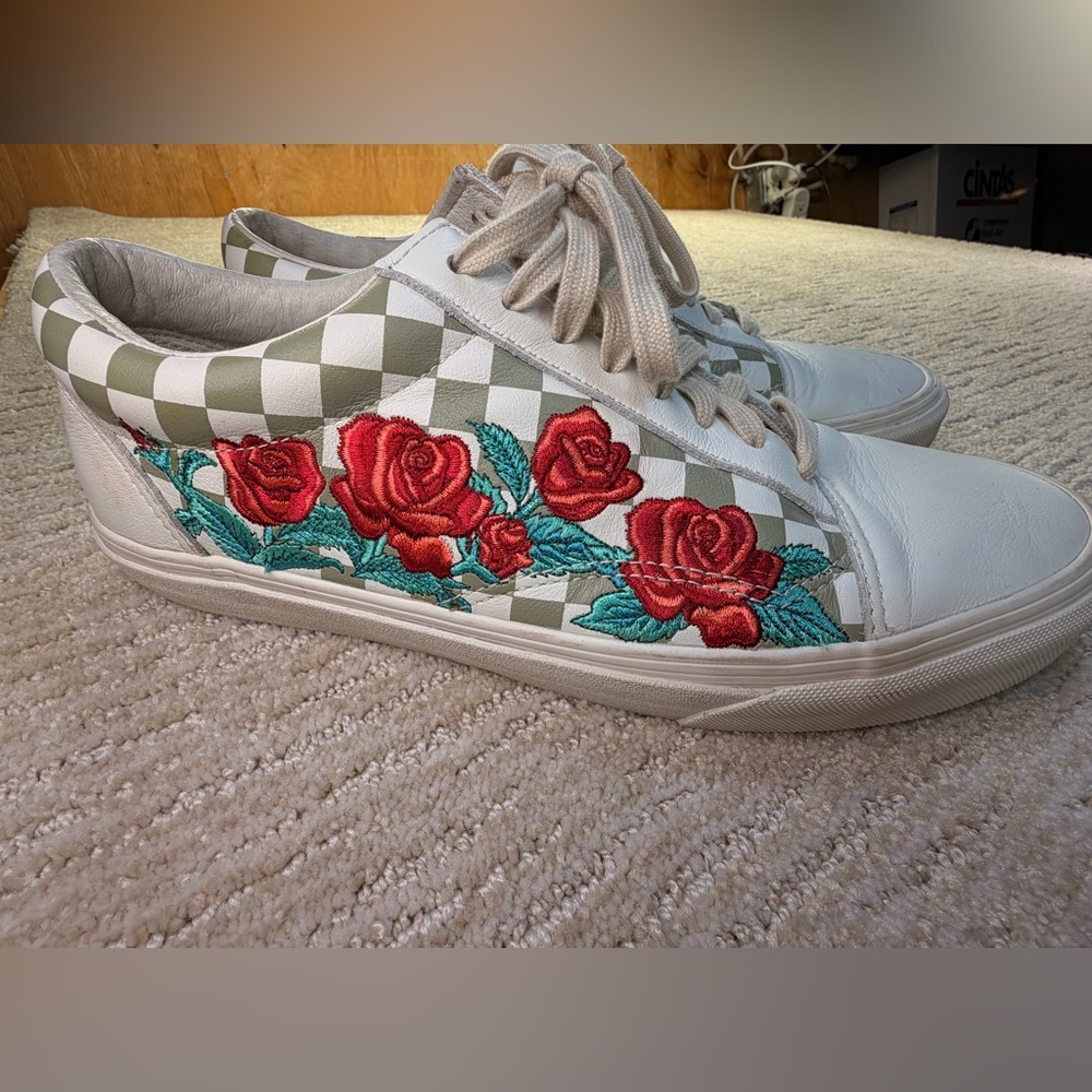 Vans Old Skool DX 'Rose Embroidery Sneakers